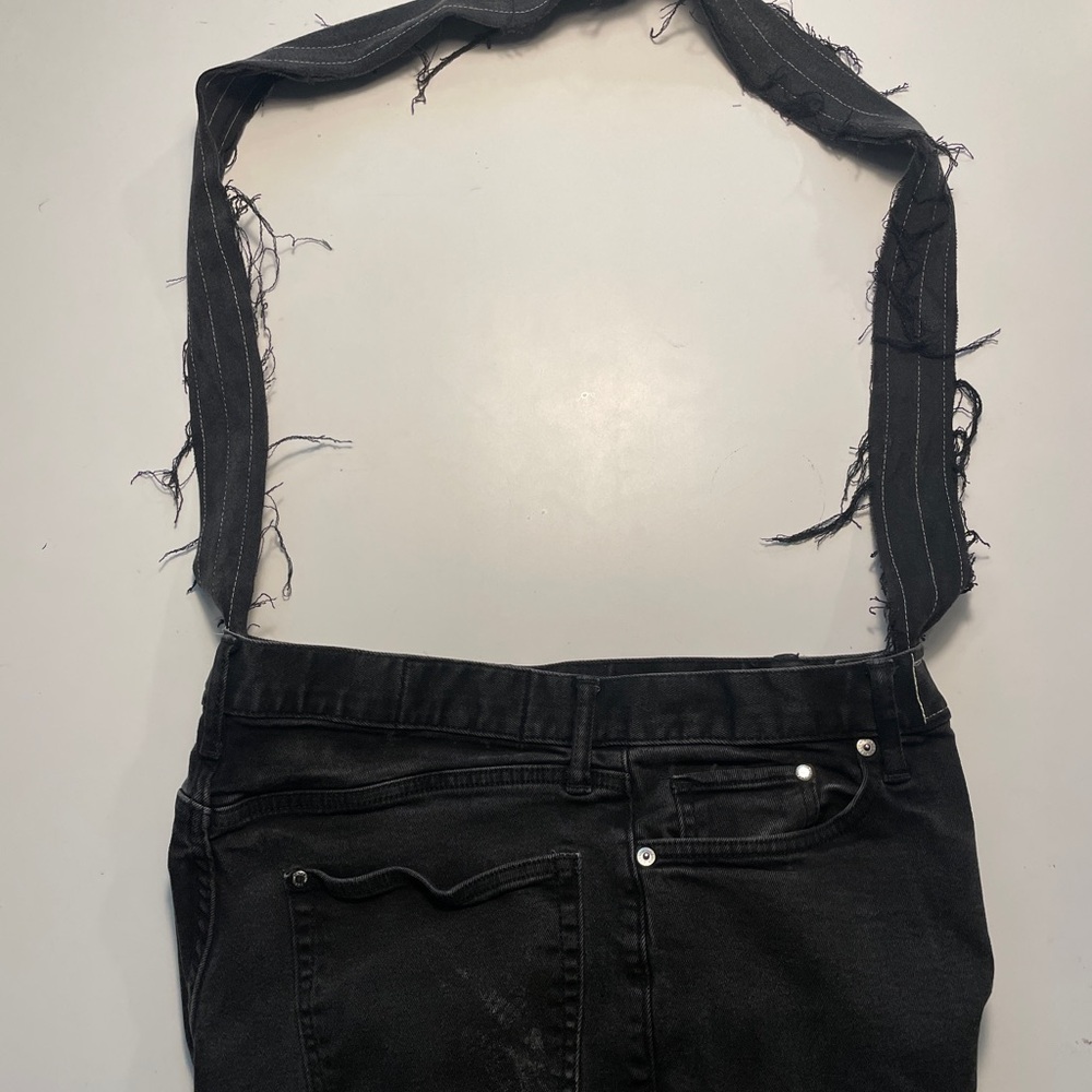 Black Distressed Denim Jeans